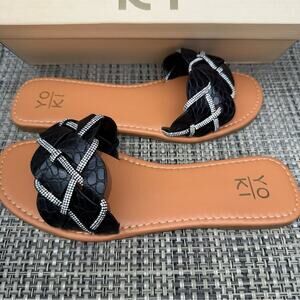 YOKI NWT Women's Alabama Braided Rhinestone Flats Sandals Black Size 8